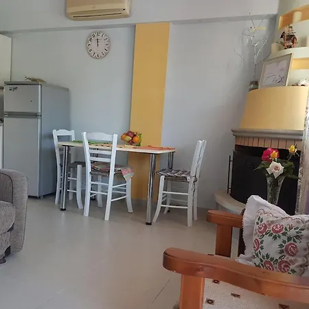 Casa de Férias Elia - *